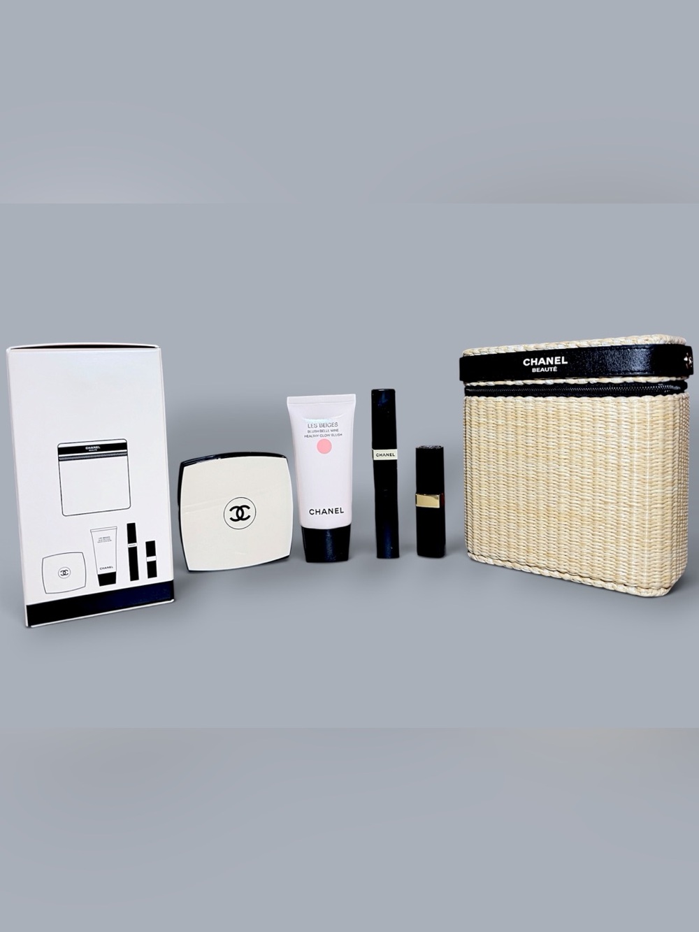 CHANEL Les Beiges Healthy Glow Summer Essentials Complete Set
